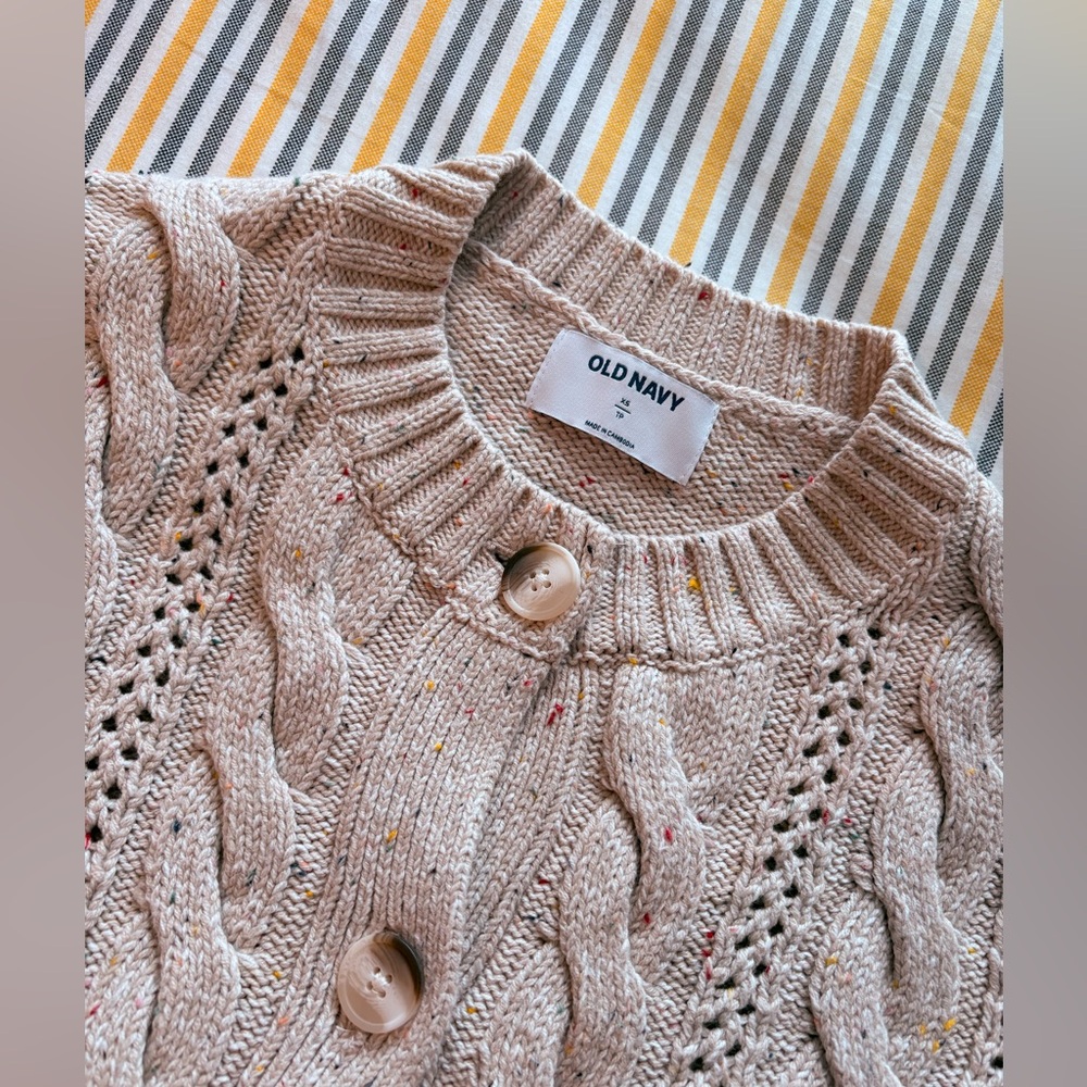 NWOT Old Navy crew neck cable knit cardigan, creamy with colourful threads - Picture 2 of 5